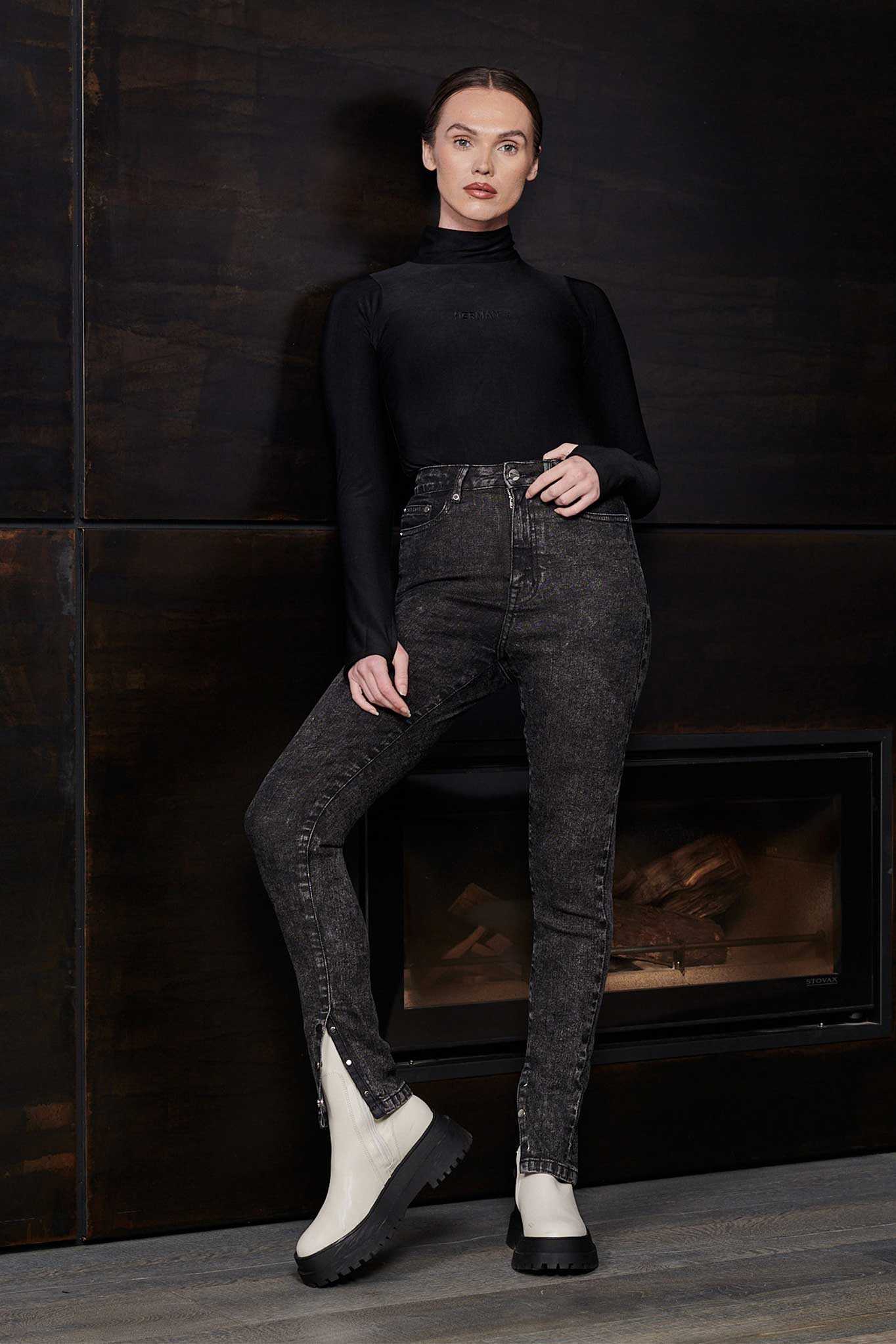 HIGH WAISTED SKINNY JEANS  - BLACK