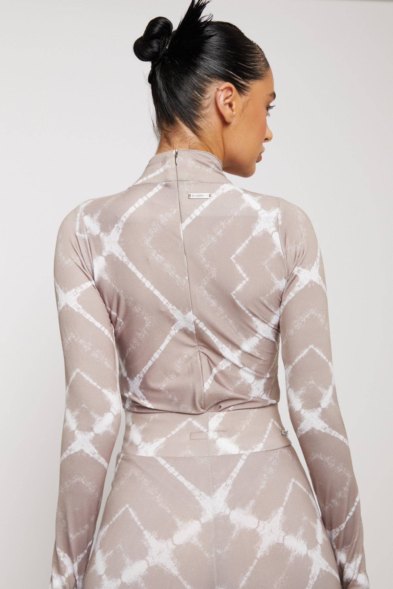 PRINTED HIGH NECK BODYSUIT - TAUPE
