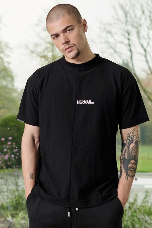 OVERSIZED T-SHIRT - BLACK