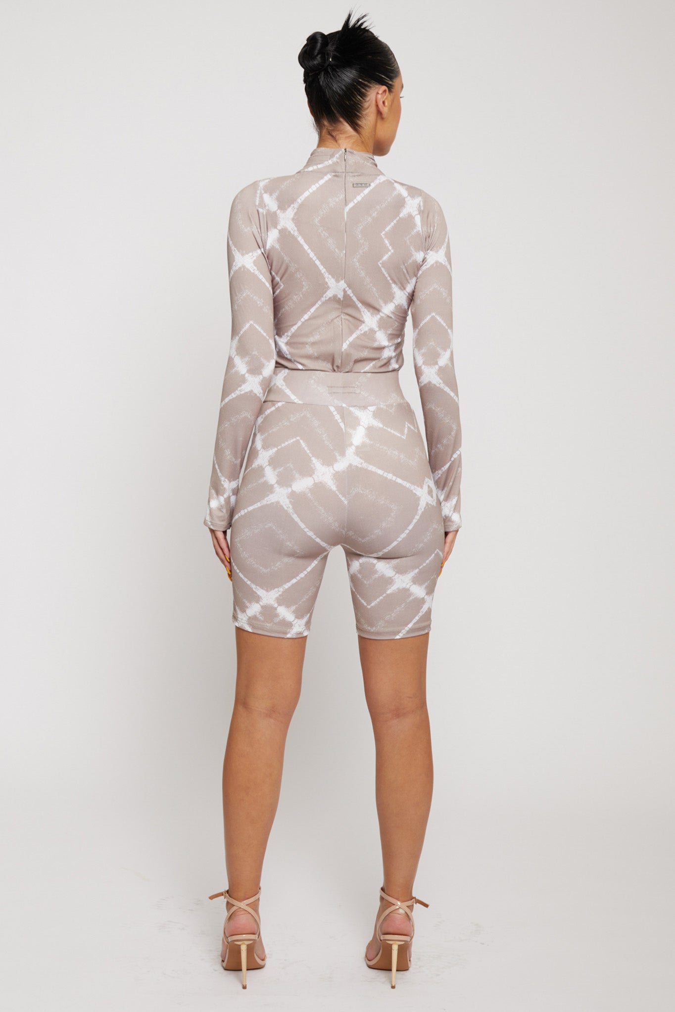 PRINTED HIGH NECK BODYSUIT - TAUPE