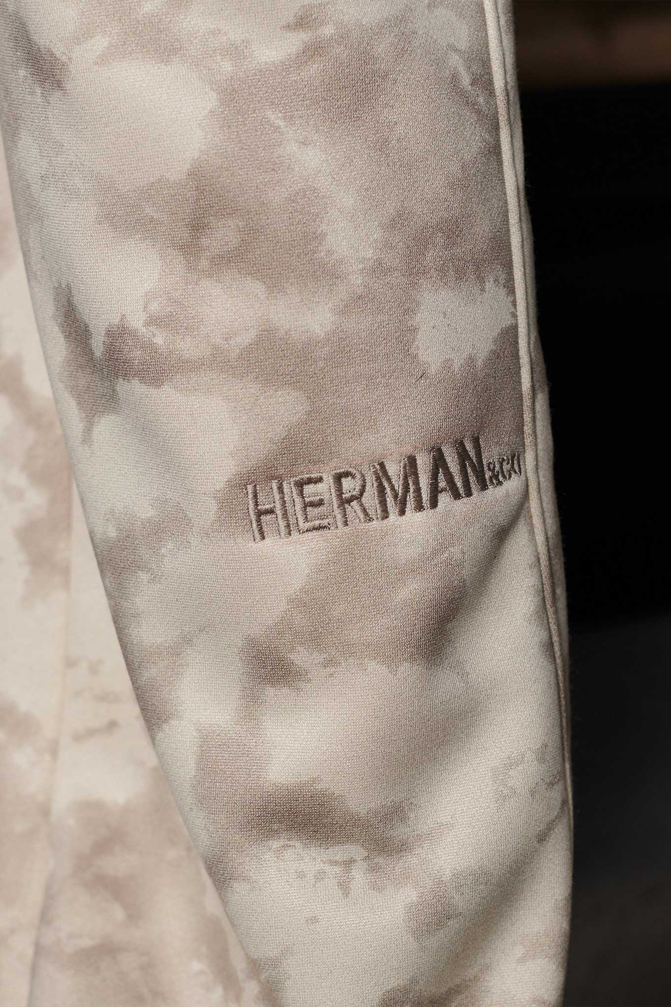 TIE DYE PULLOVER HOODIE - BEIGE