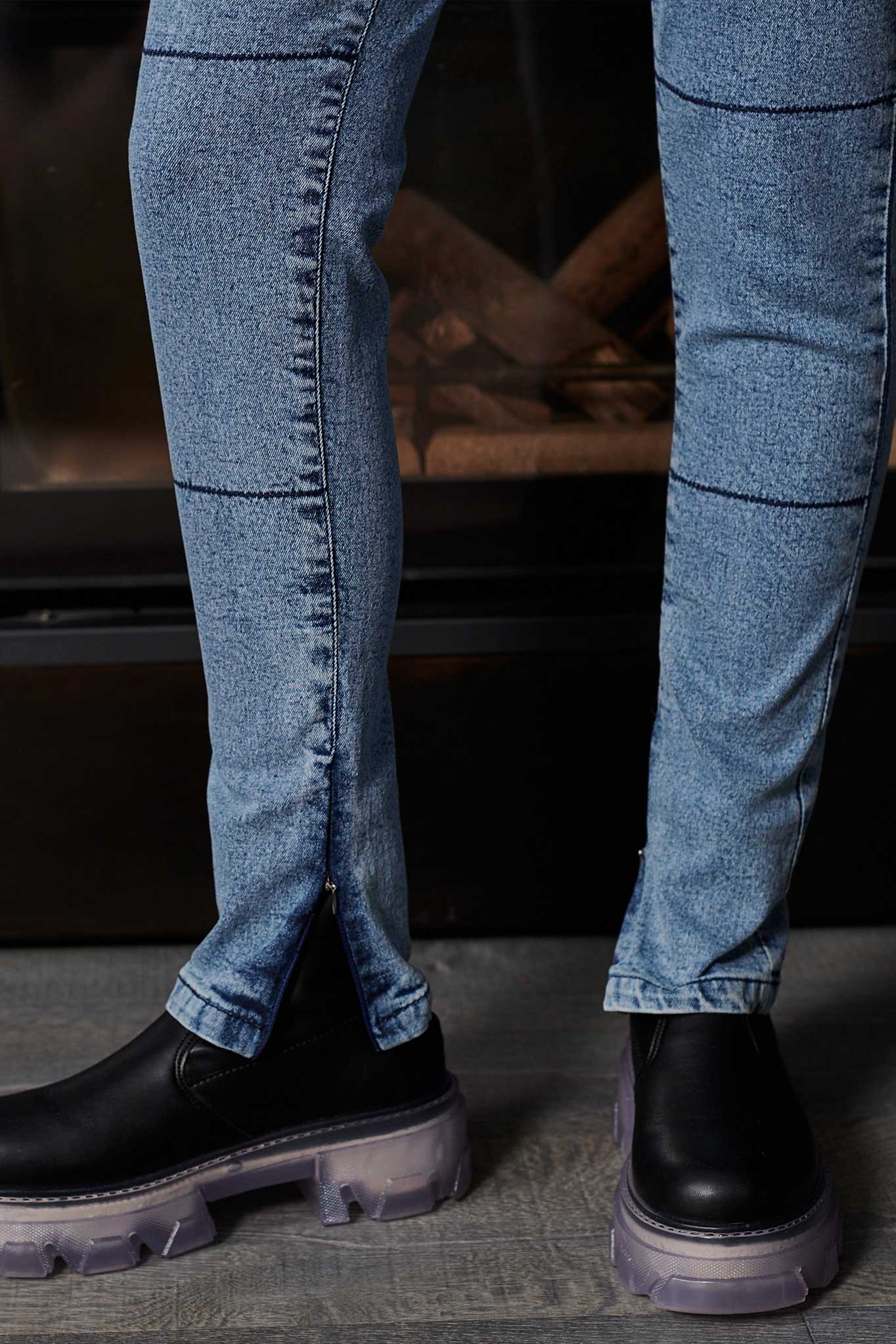 HIGH WAISTED SKINNY JEANS - LIGHT BLUE