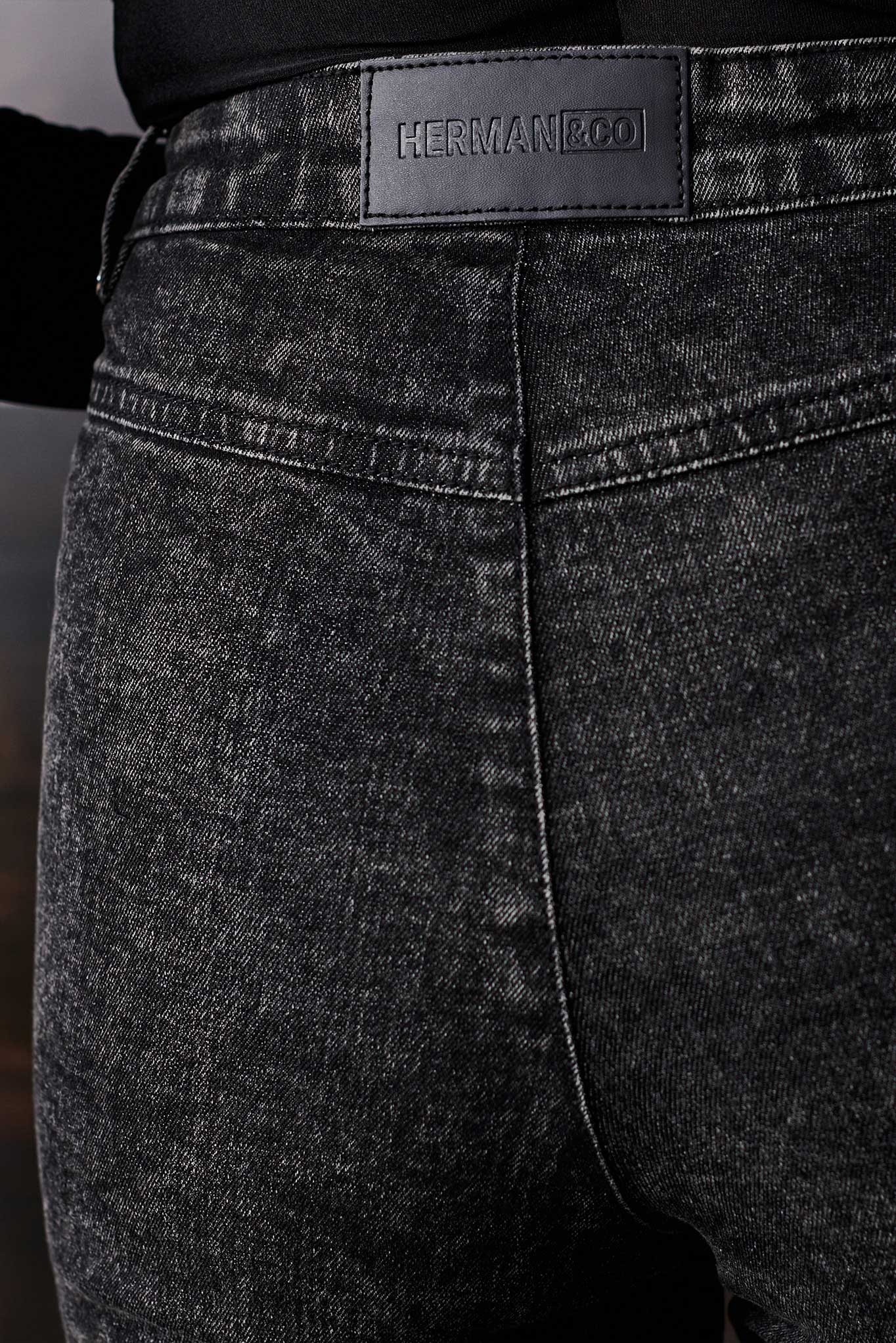 HIGH WAISTED SKINNY JEANS  - BLACK