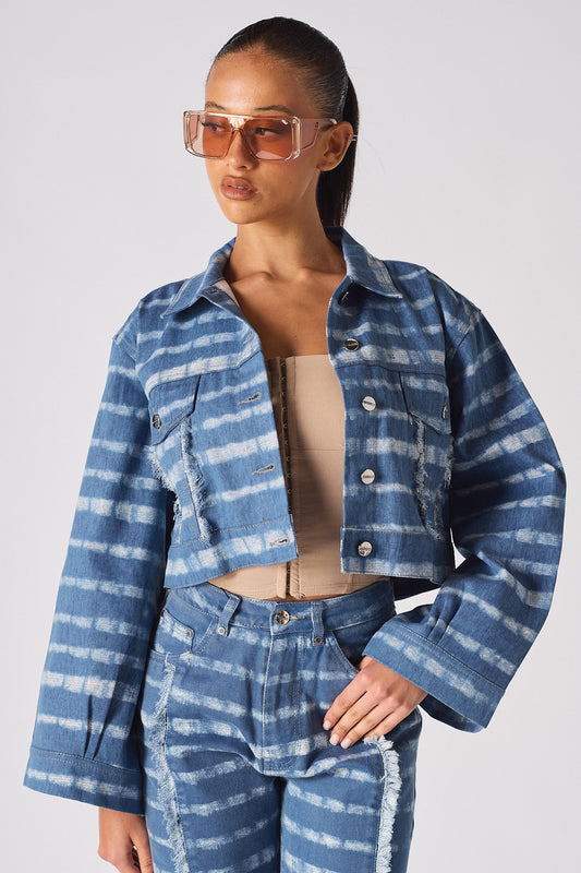 CROPPED DENIM JACKET - BLUE