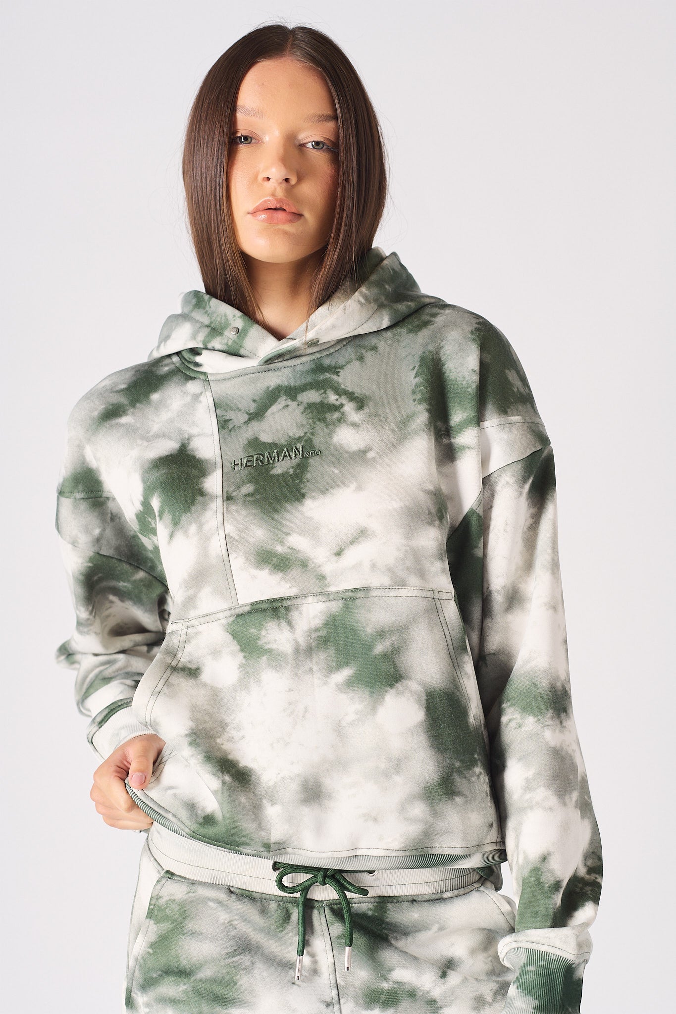 TIE DYE PULLOVER HOODIE - DARK GREEN