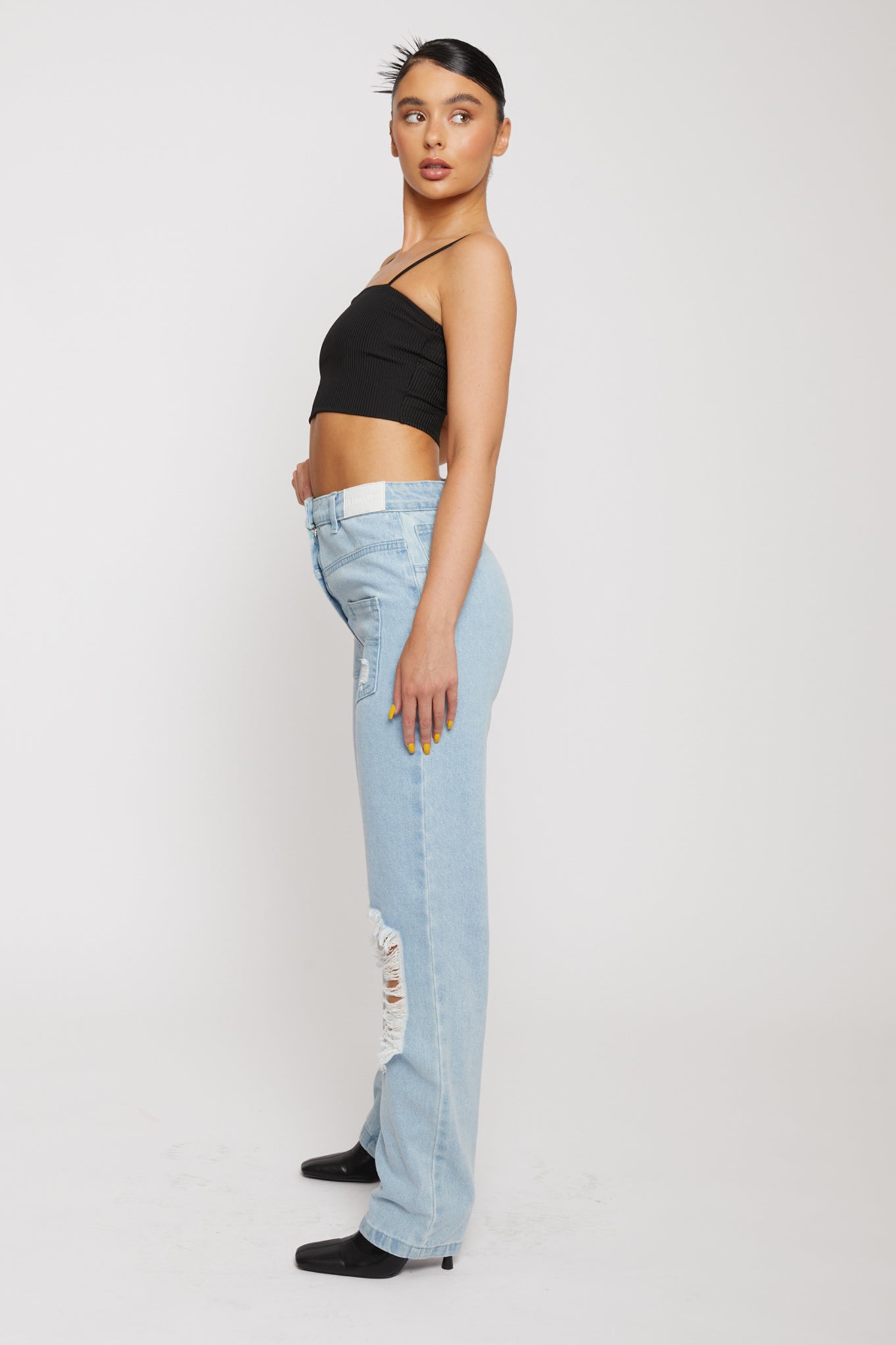 HIGH WAISTED DISTRESSED JEANS - LIGHT BLUE