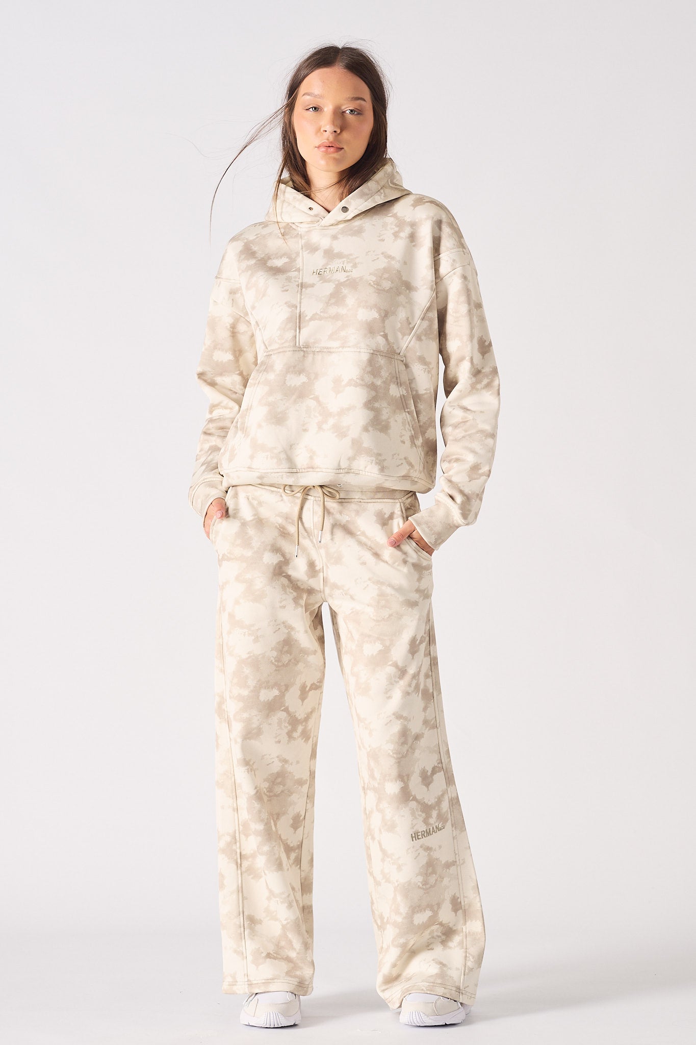 TIE DYE WIDE LEG JOGGER - BEIGE