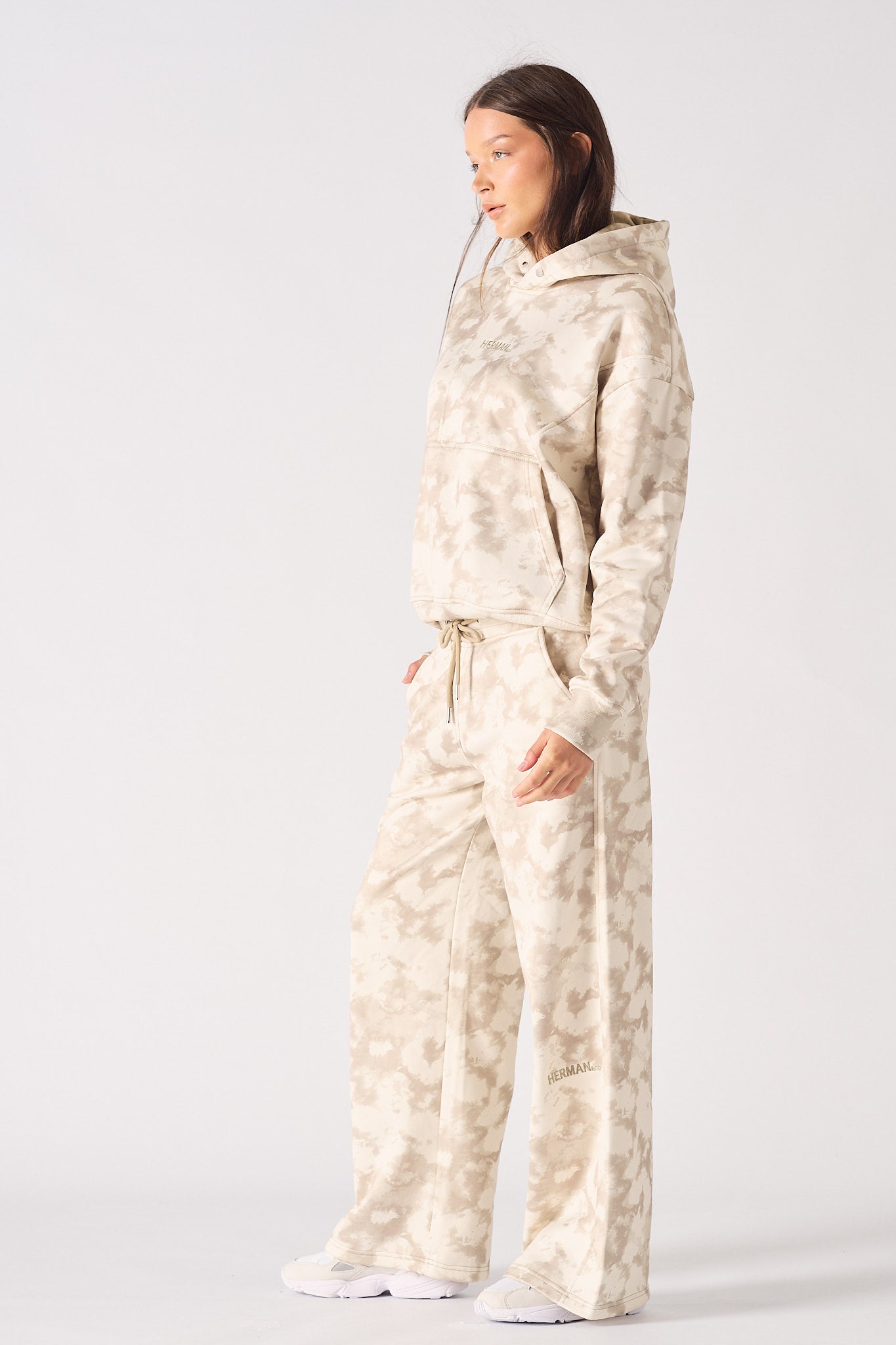 TIE DYE WIDE LEG JOGGER - BEIGE