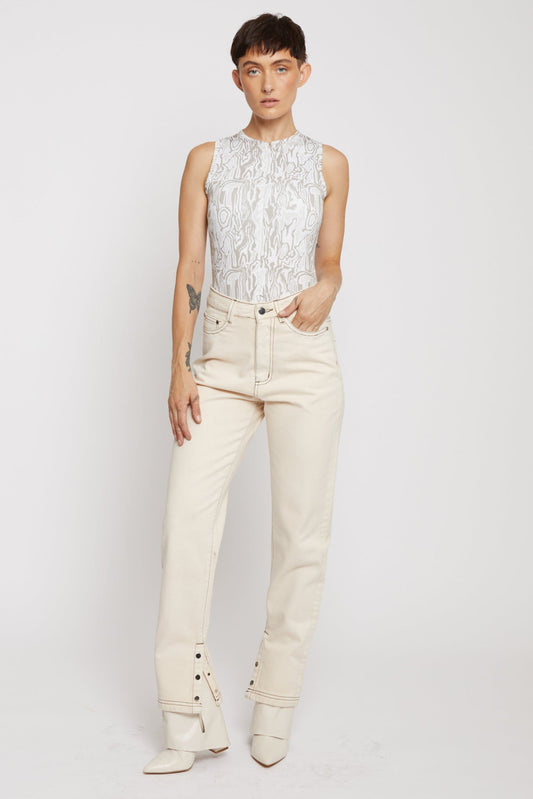STRAIGHT LEG JEANS - ECRU WASH