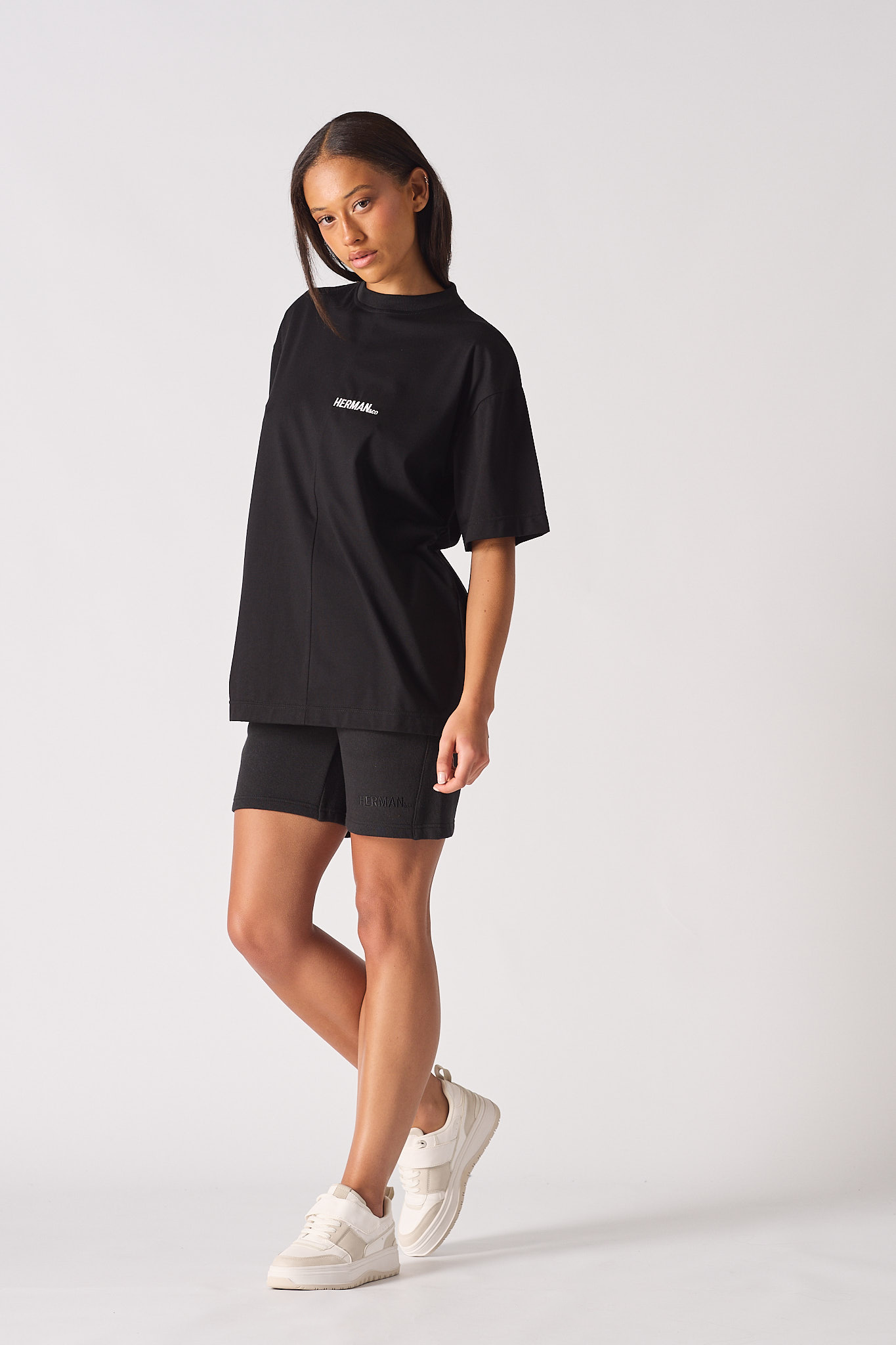OVERSIZED T-SHIRT - BLACK