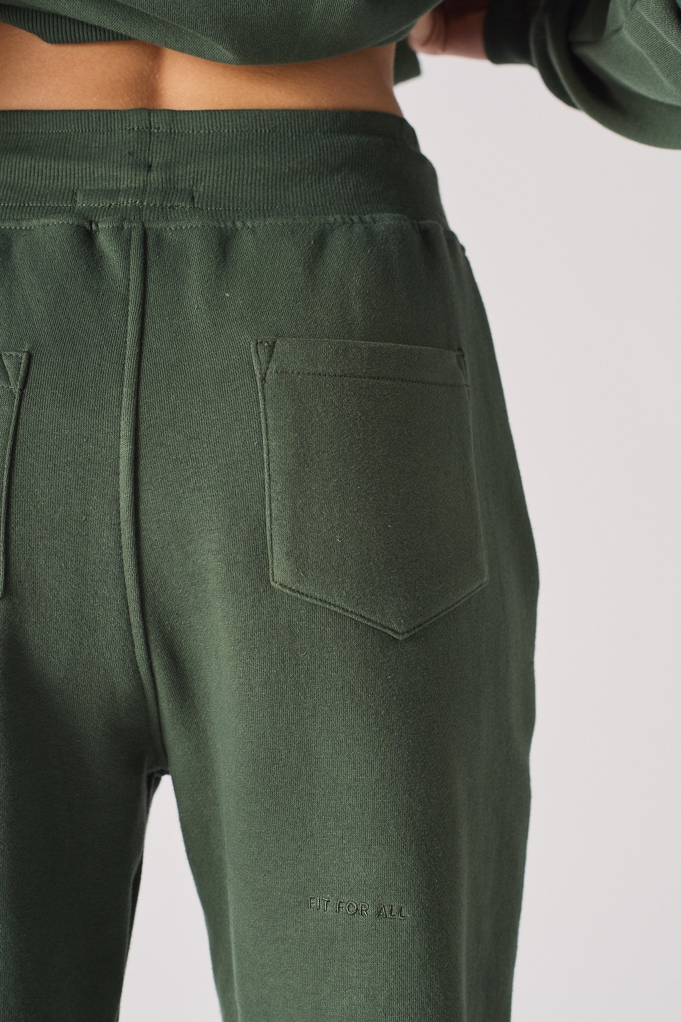 TAPERED JOGGERS - DARK GREEN