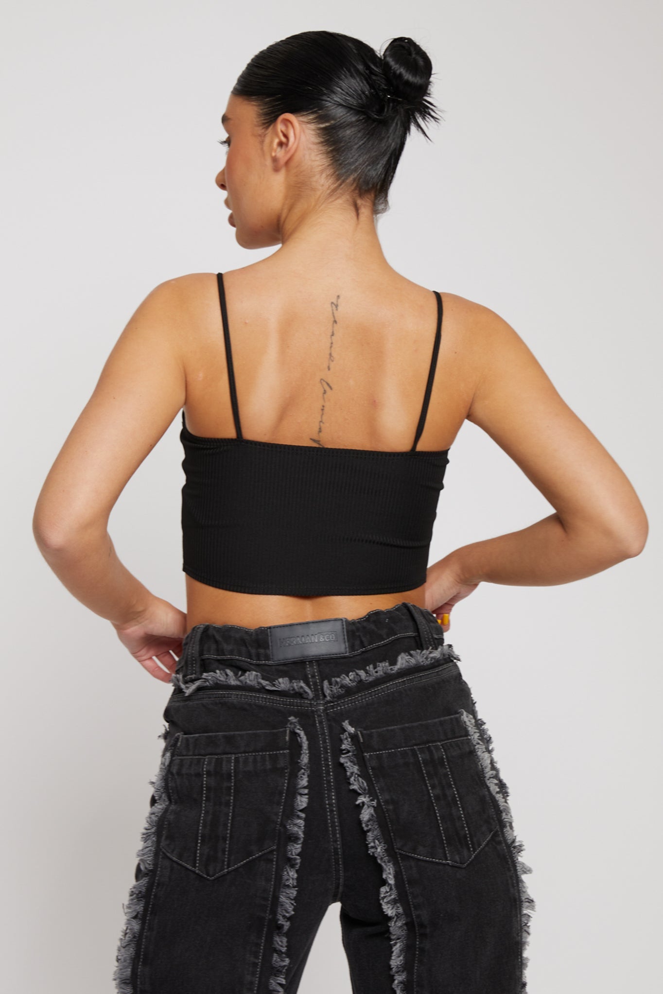 DISTRESSED TEXTURE STRAIGHT LEG JEANS - BLACK