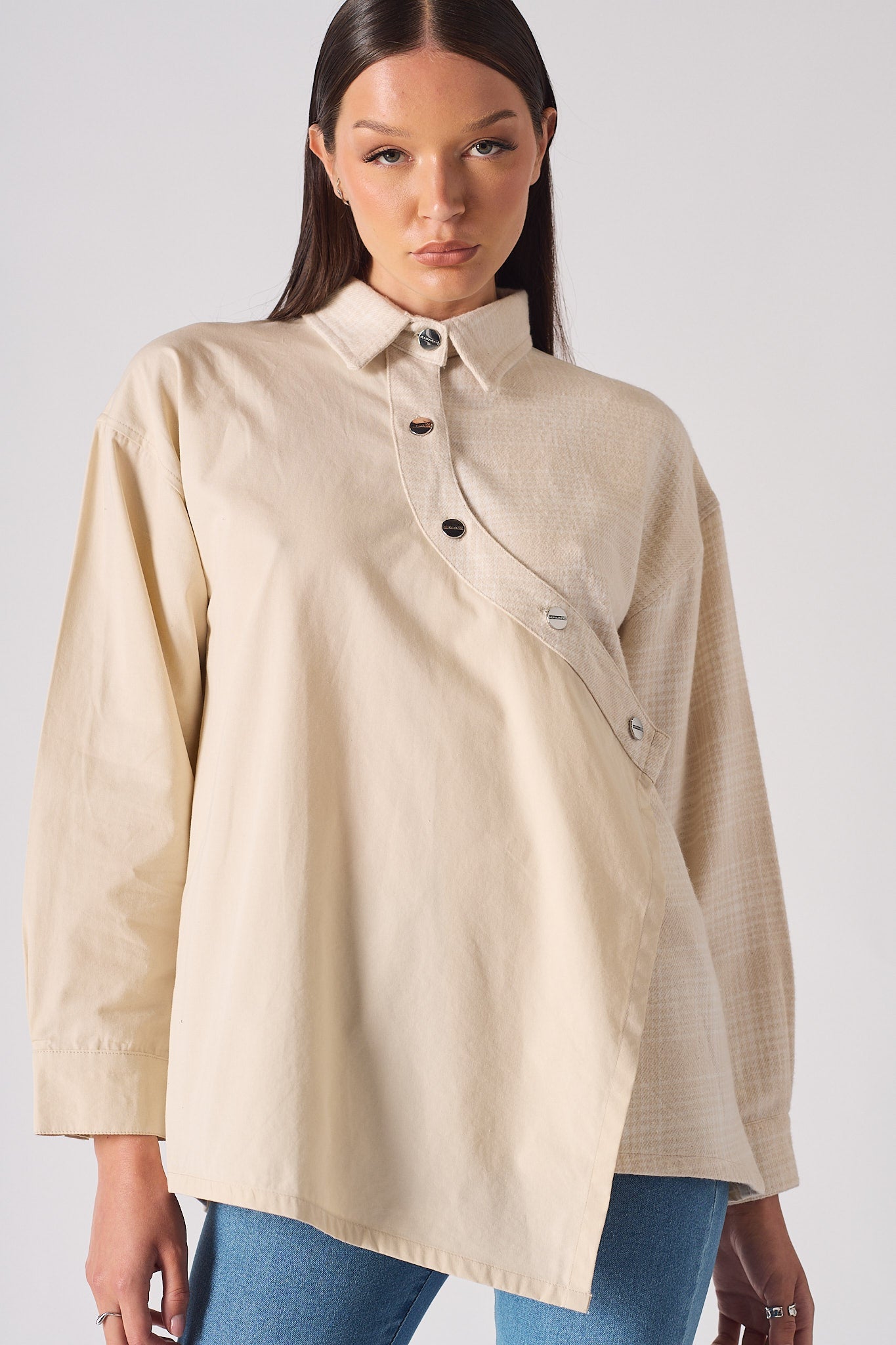 COTTON AND CHECK ASYMMETRIC SHIRT - BEIGE