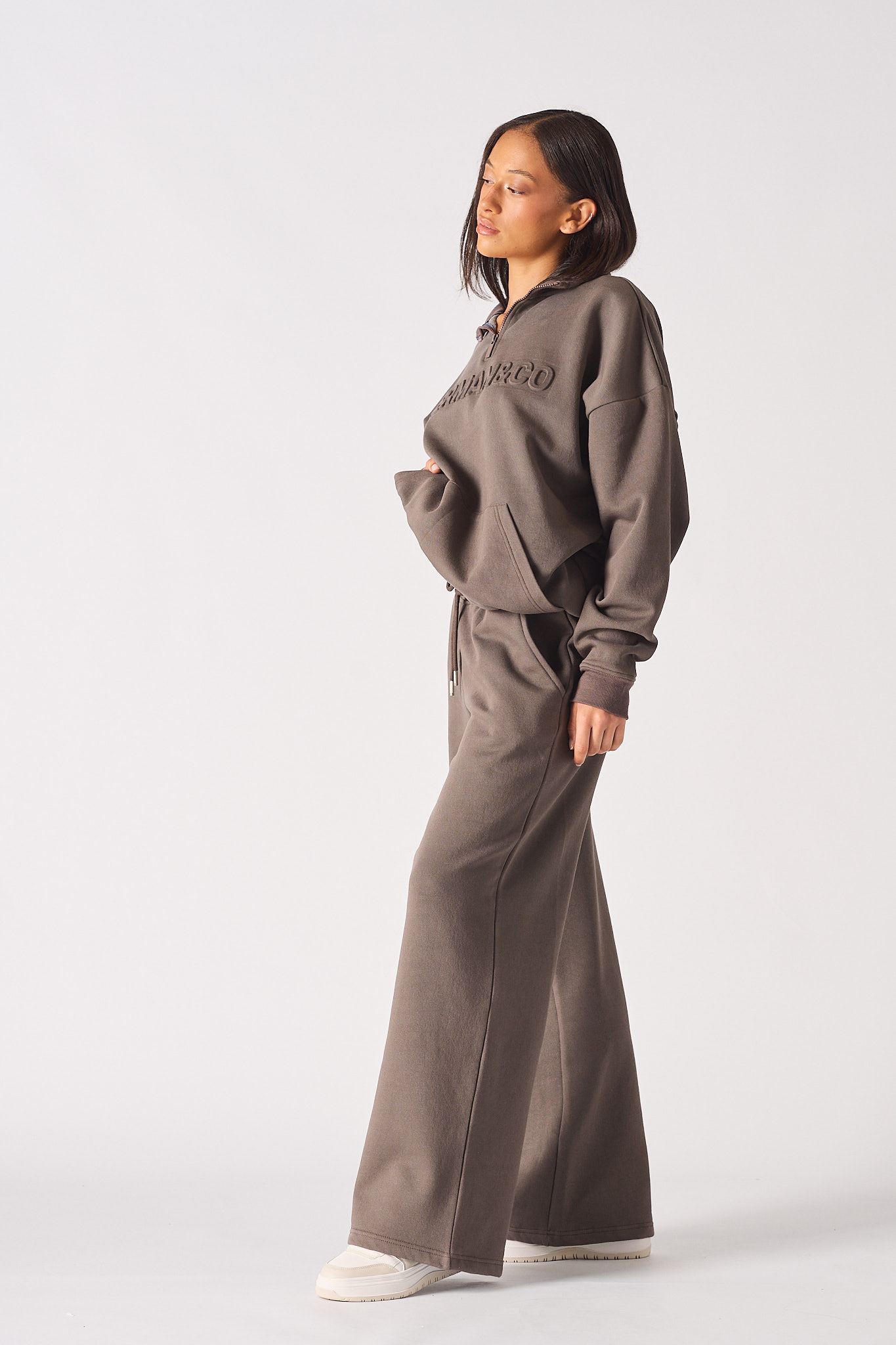 Wide Leg Jogger – Brown