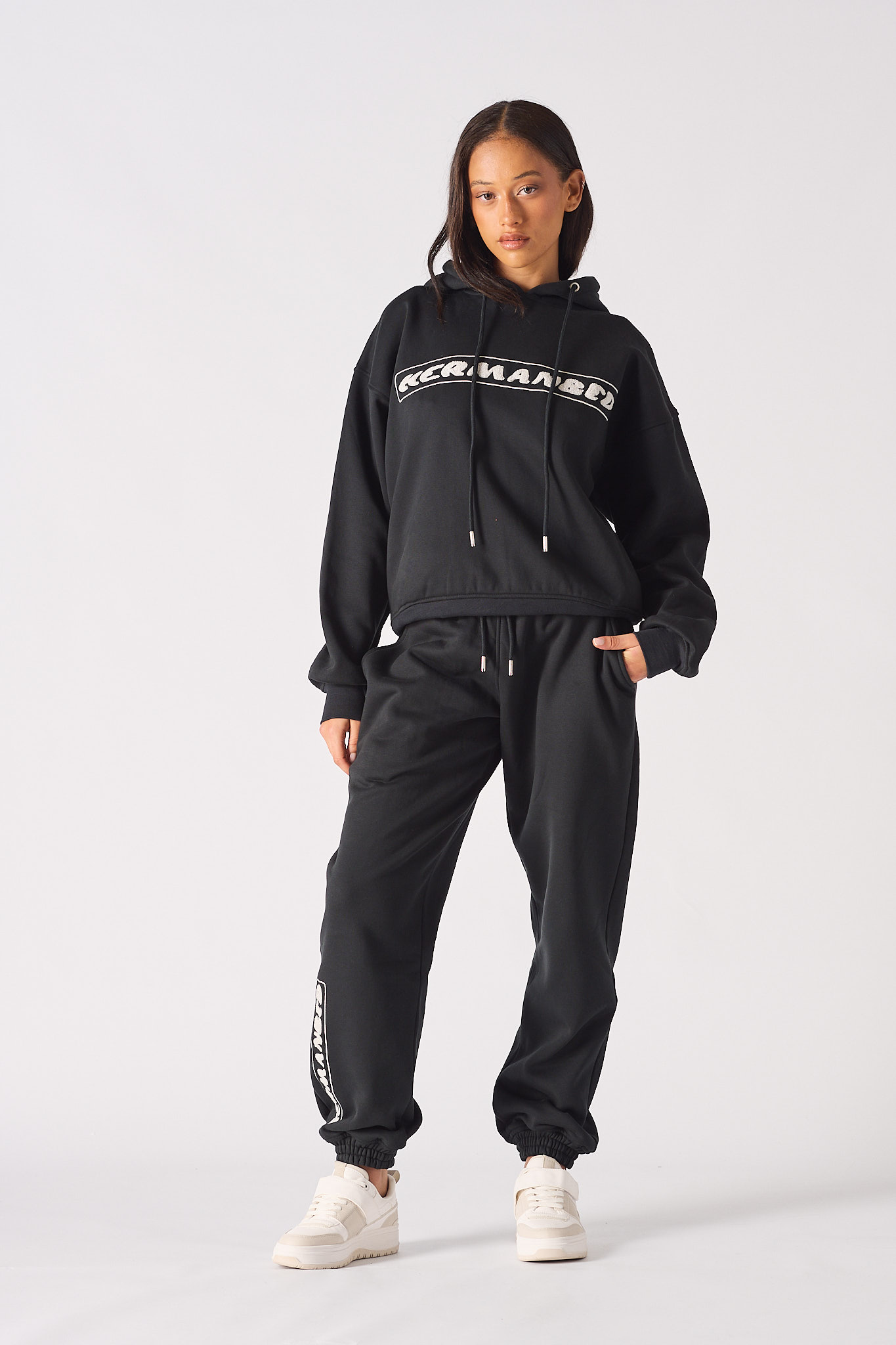 HERMAN PULLOVER HOODIE - BLACK