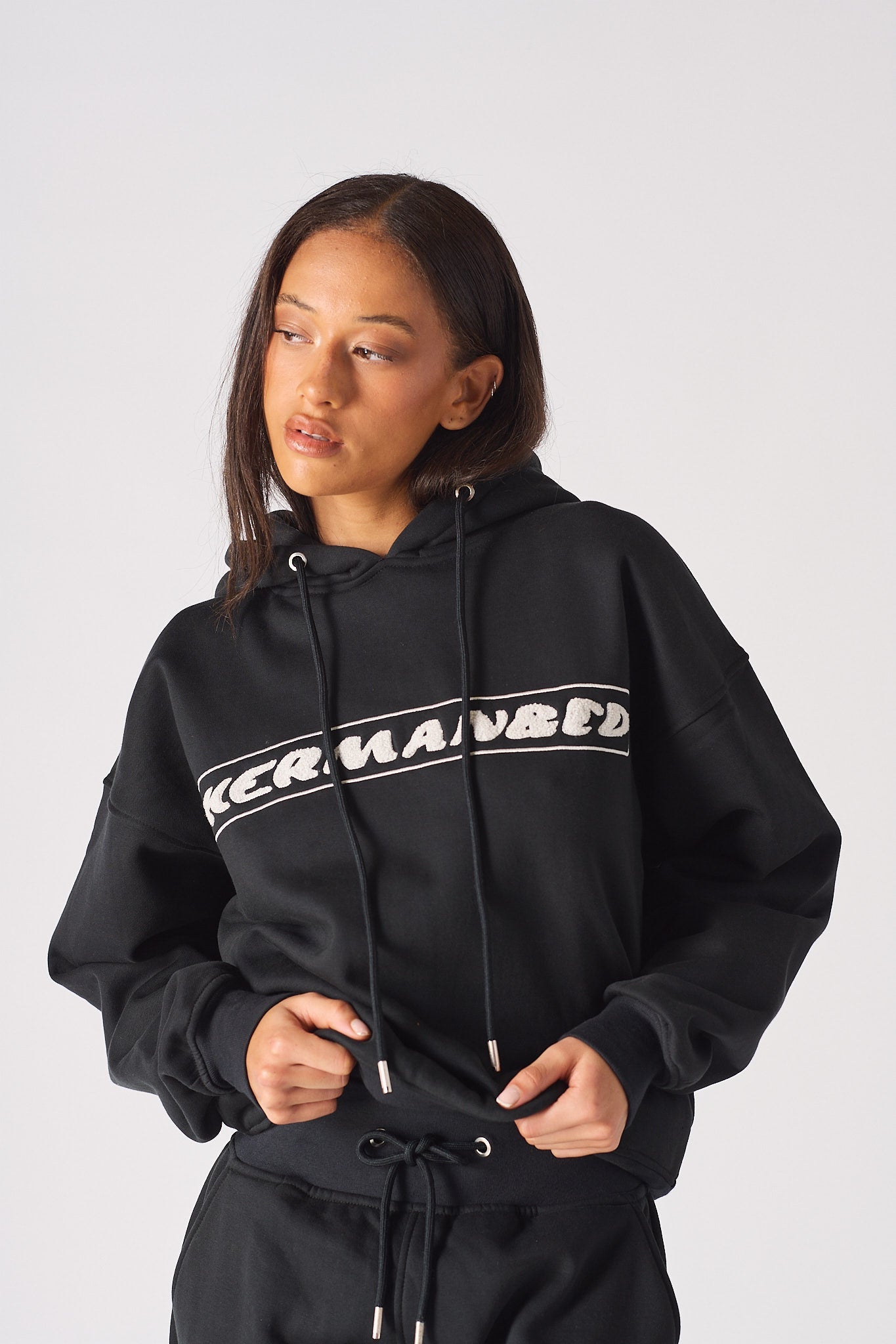 HERMAN PULLOVER HOODIE - BLACK