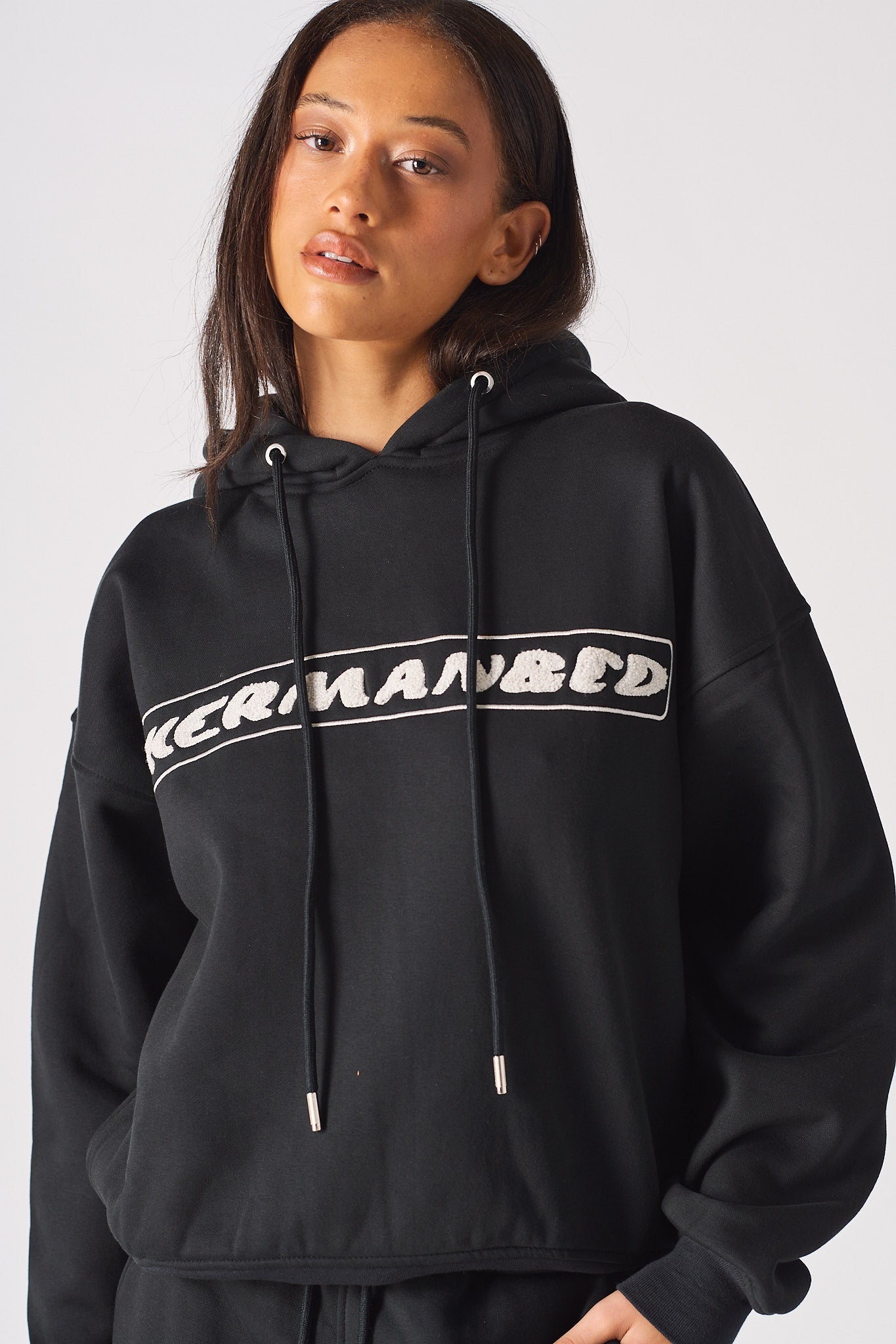 HERMAN PULLOVER HOODIE - BLACK