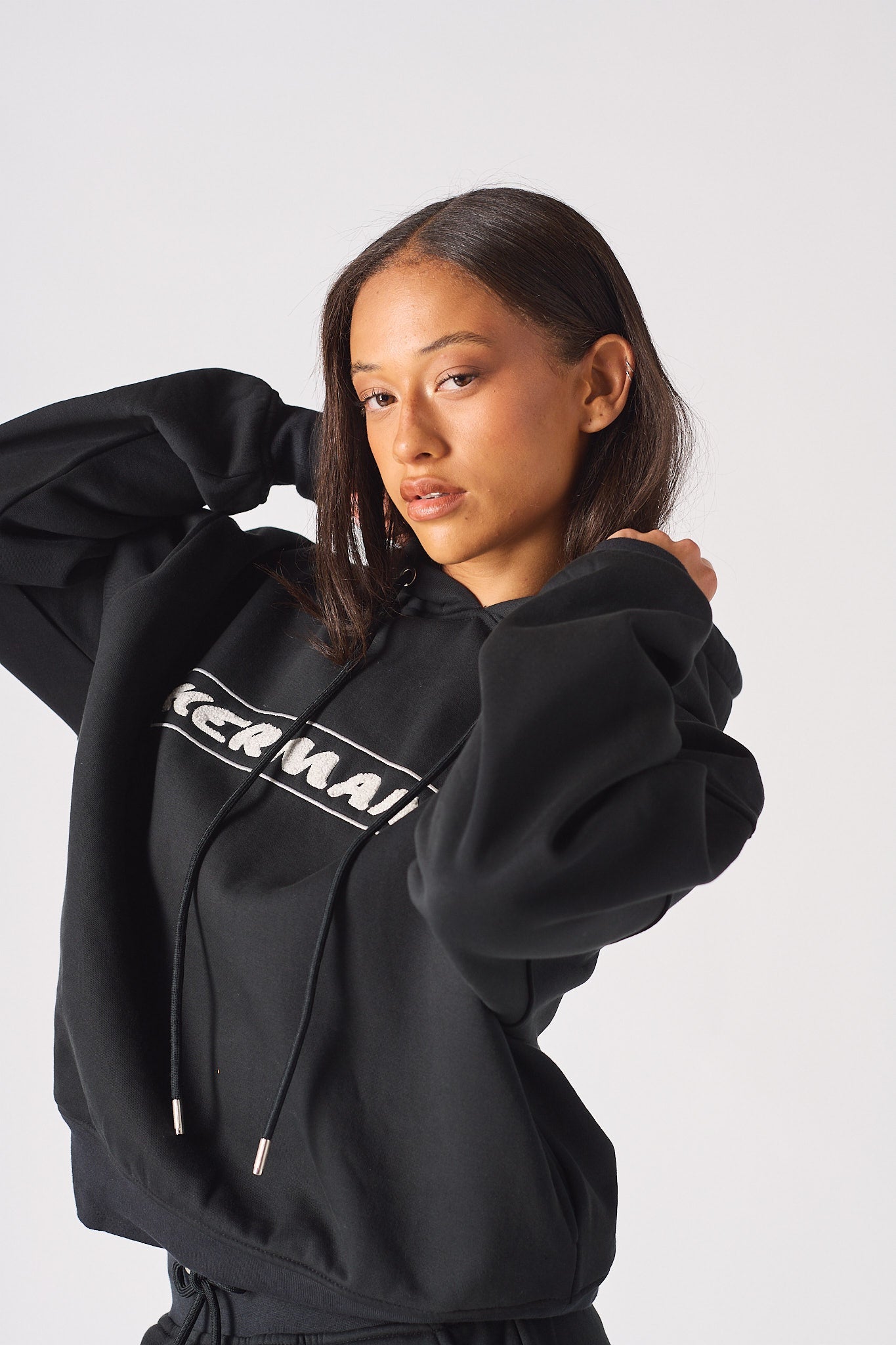 HERMAN PULLOVER HOODIE - BLACK