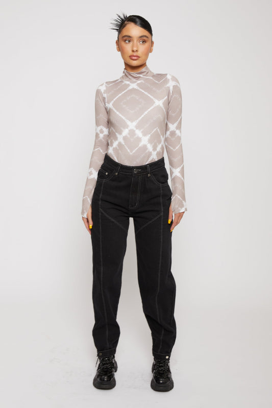 STRAIGHT LEG JEANS - BLACK