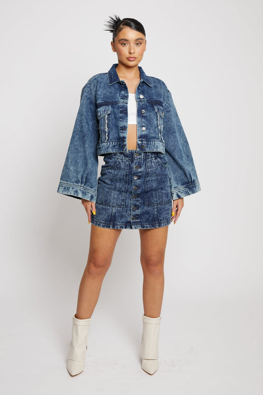 CROPPED DENIM JACKET - BLUE