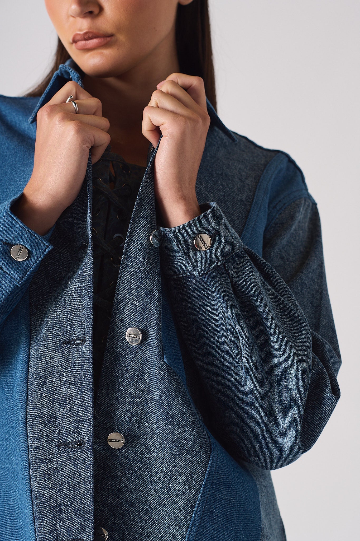 CONTRAST PANEL DENIM SHIRT - BLUE ACID WASH