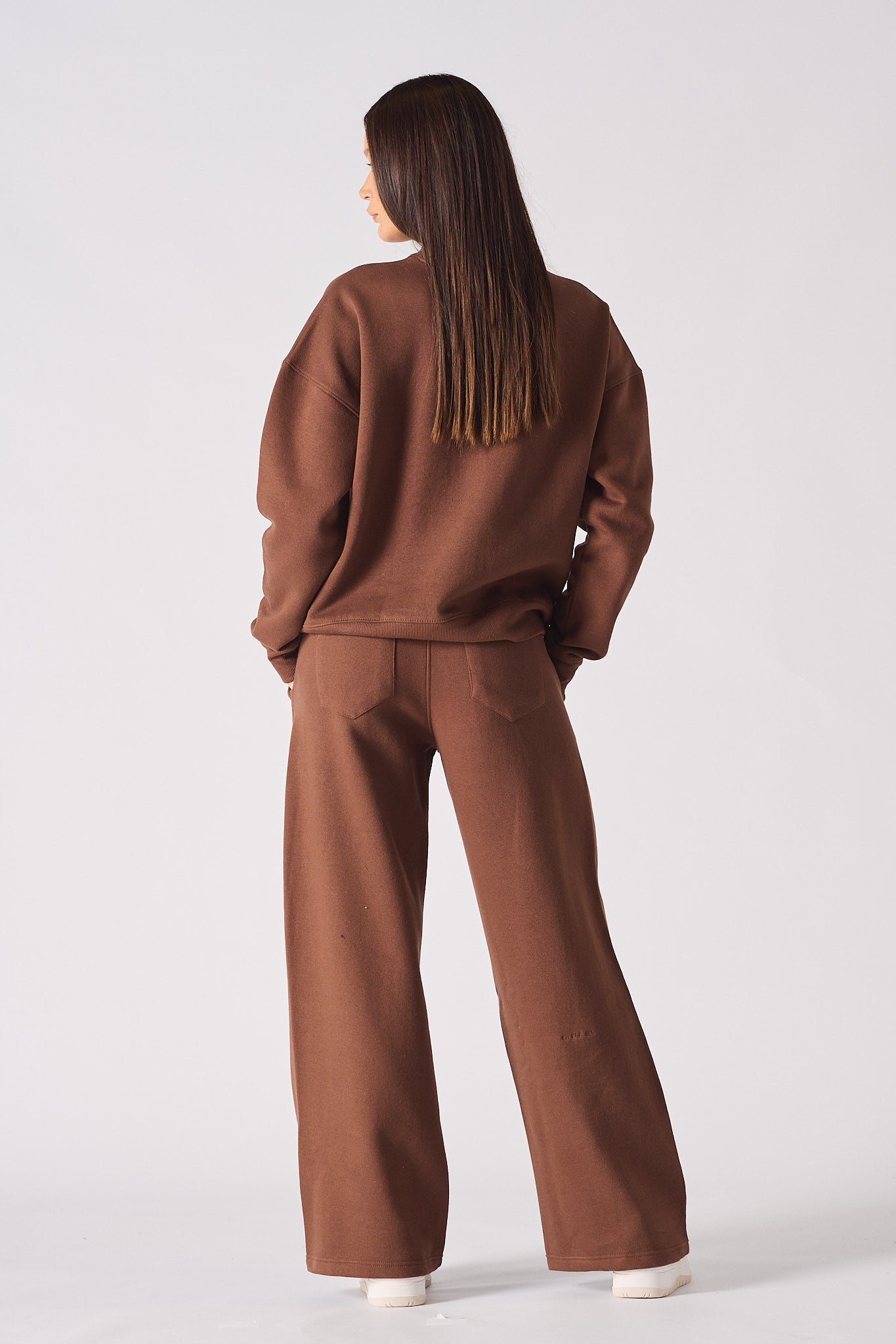CREW NECK JUMPER - BROWN