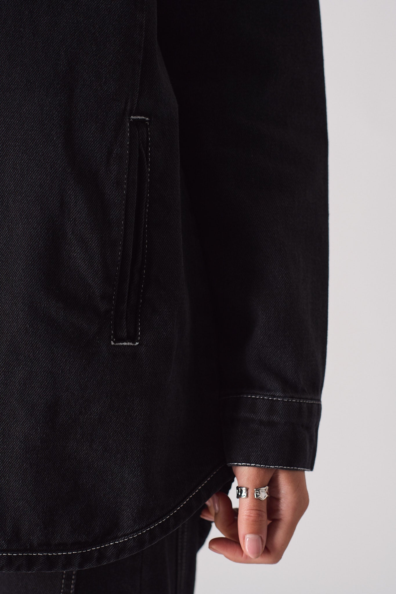 DENIM SHIRT WITH CONTRAST STITCH - BLACK