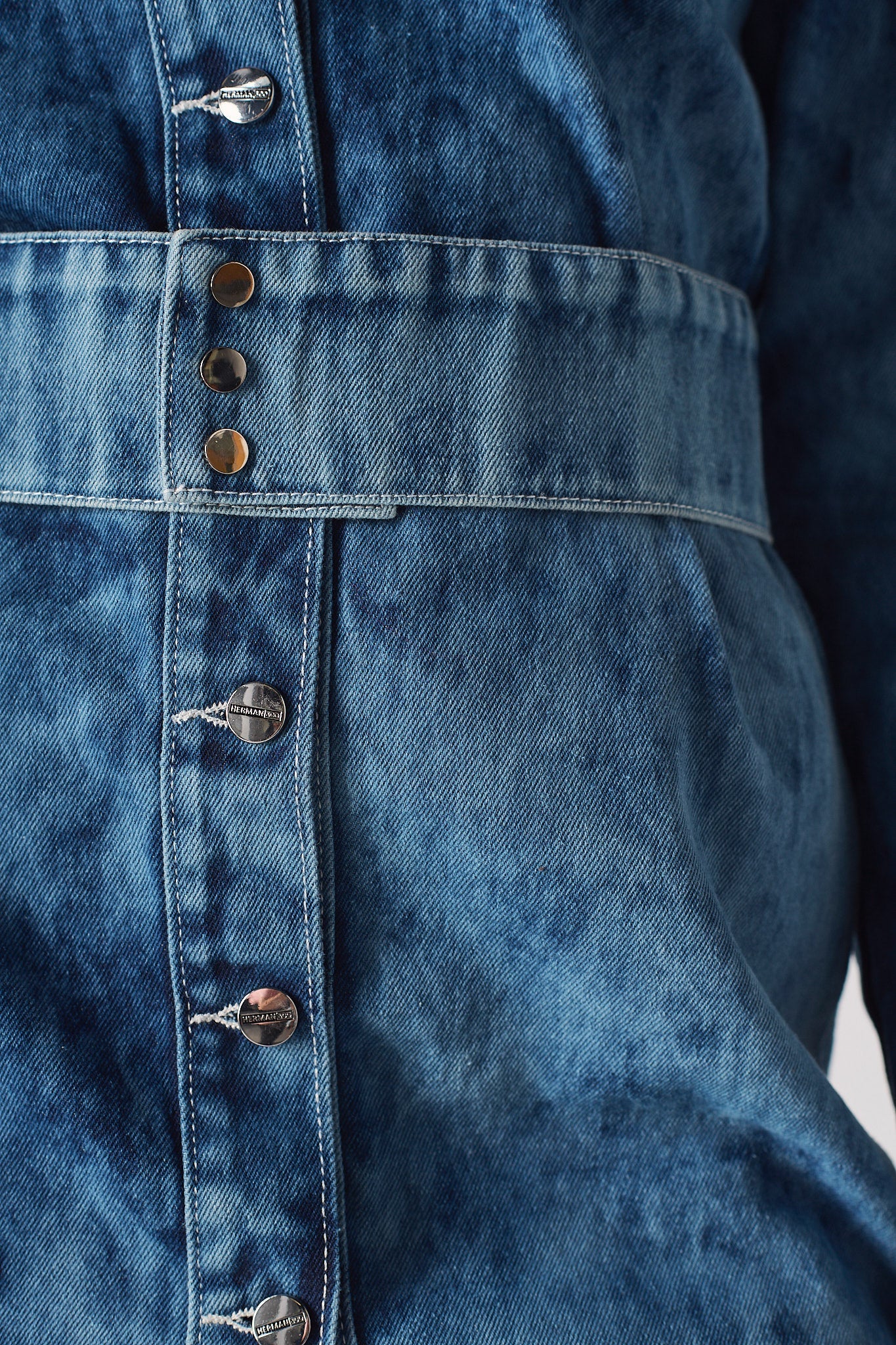 DENIM SHIRT DRESS WITH POPPER BELT - BLUE