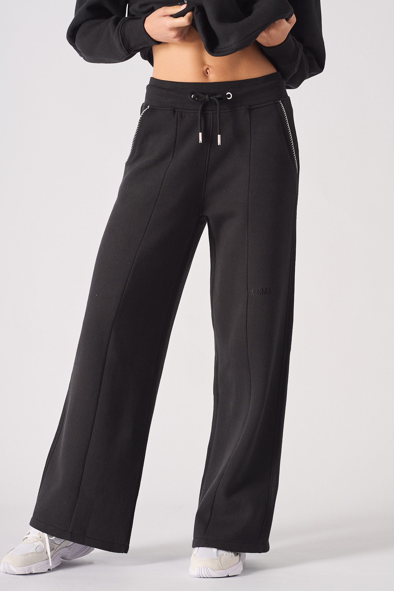 WIDE LEG JOGGERS - BLACK