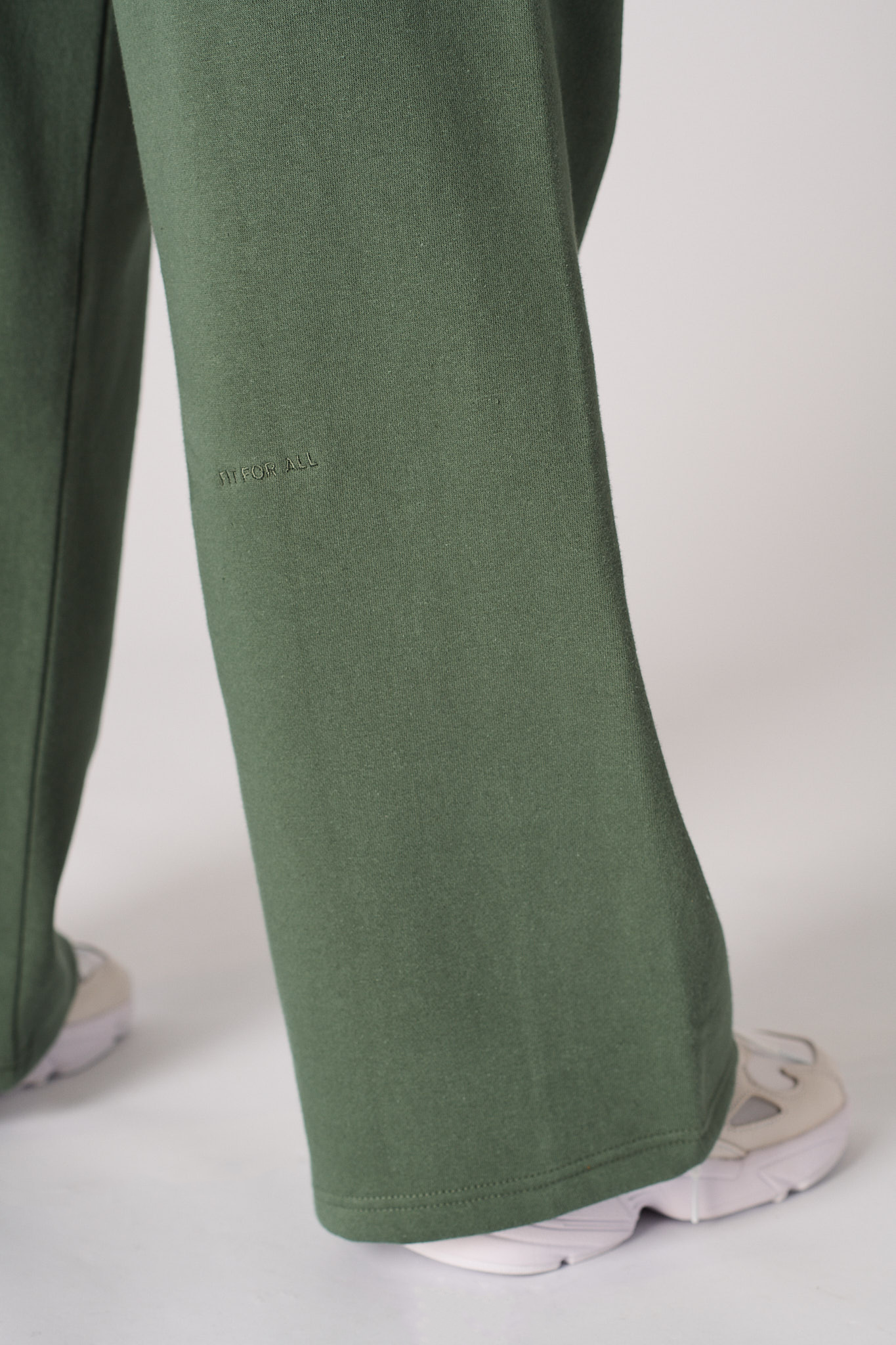 WIDE LEG JOGGERS - DARK GREEN