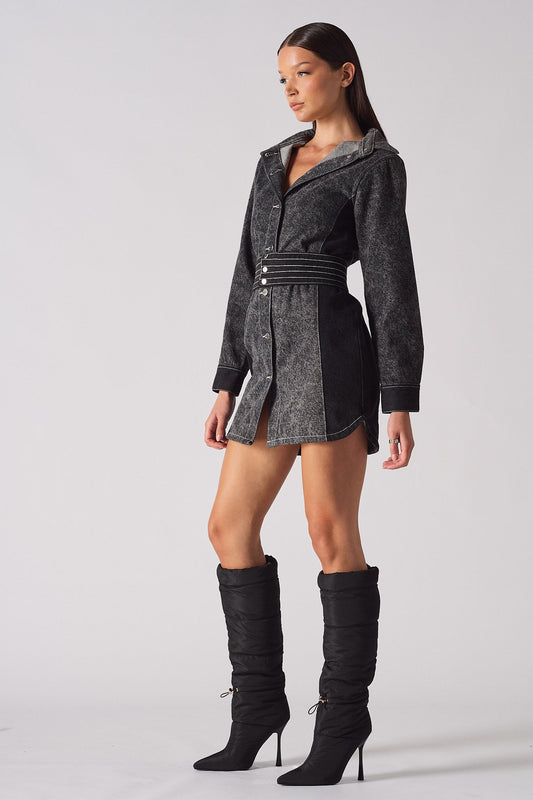 DENIM BELTED DRESS - GREY