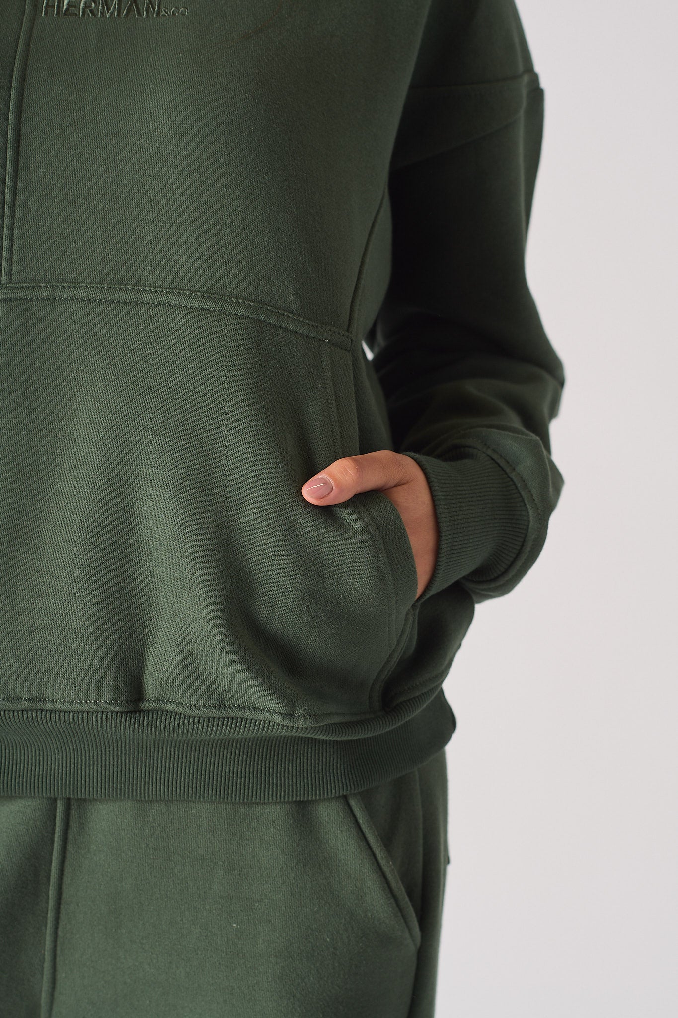 REGULAR PULLOVER HOODIE - DARK GREEN