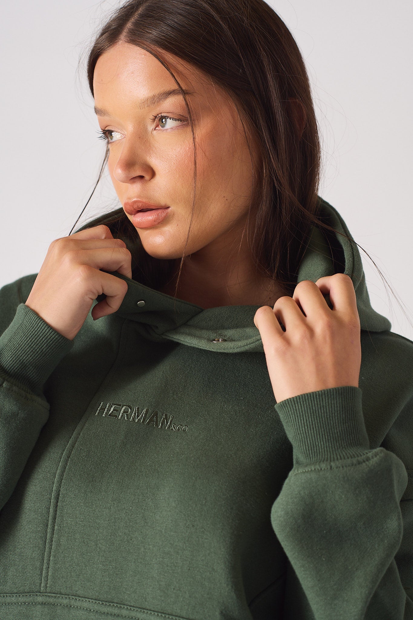 REGULAR PULLOVER HOODIE - DARK GREEN