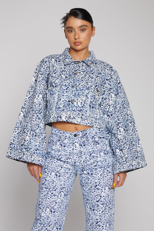 CROPPED DENIM JACKET - BLUE