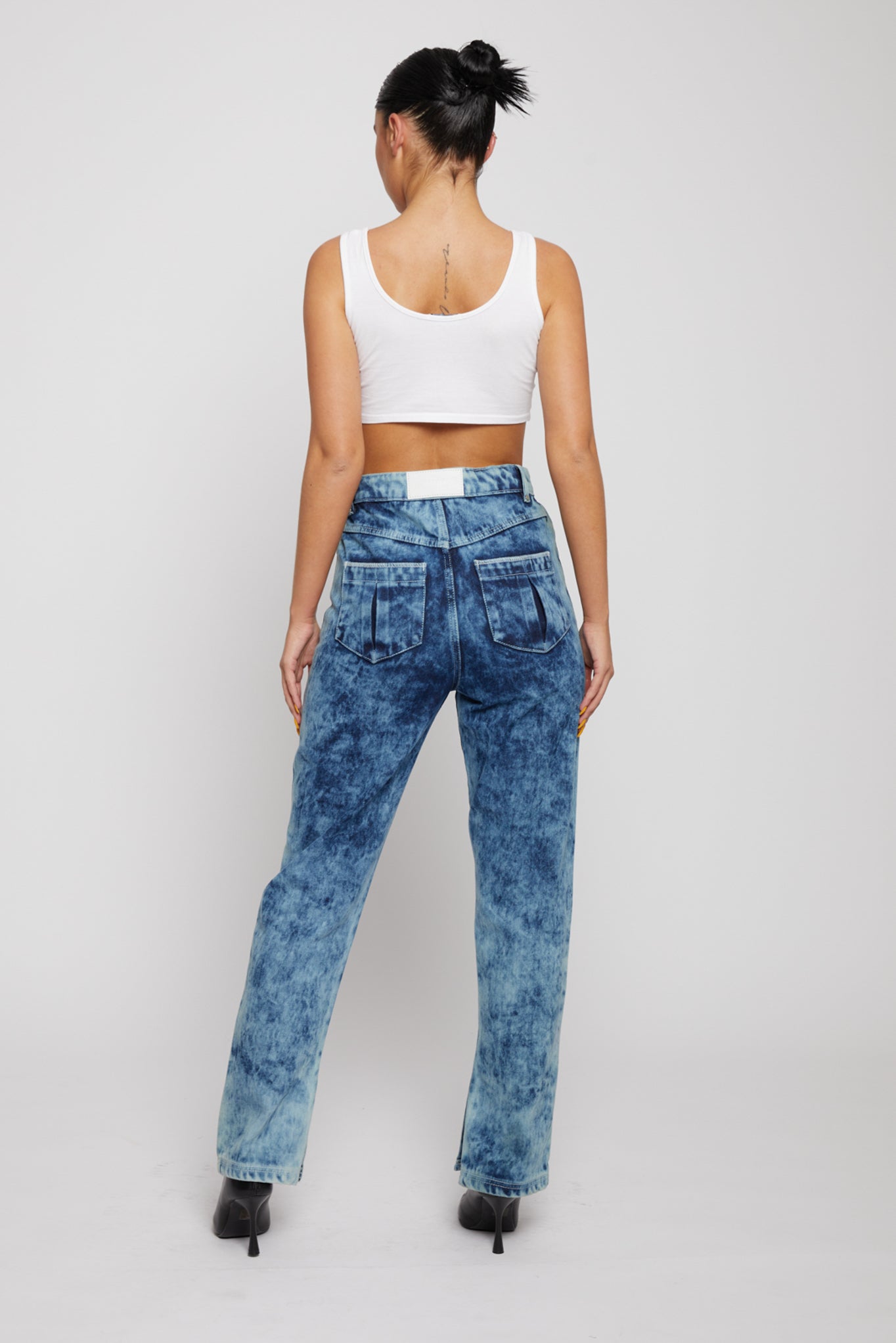 STRAIGHT LEG JEANS - DARK BLUE