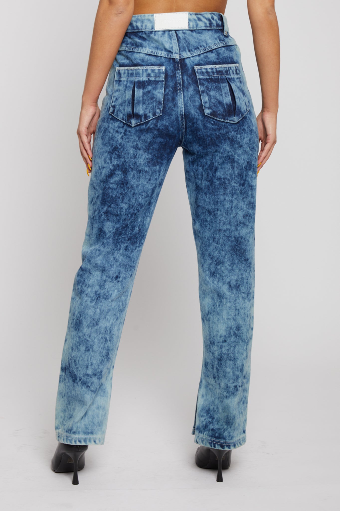 STRAIGHT LEG JEANS - DARK BLUE
