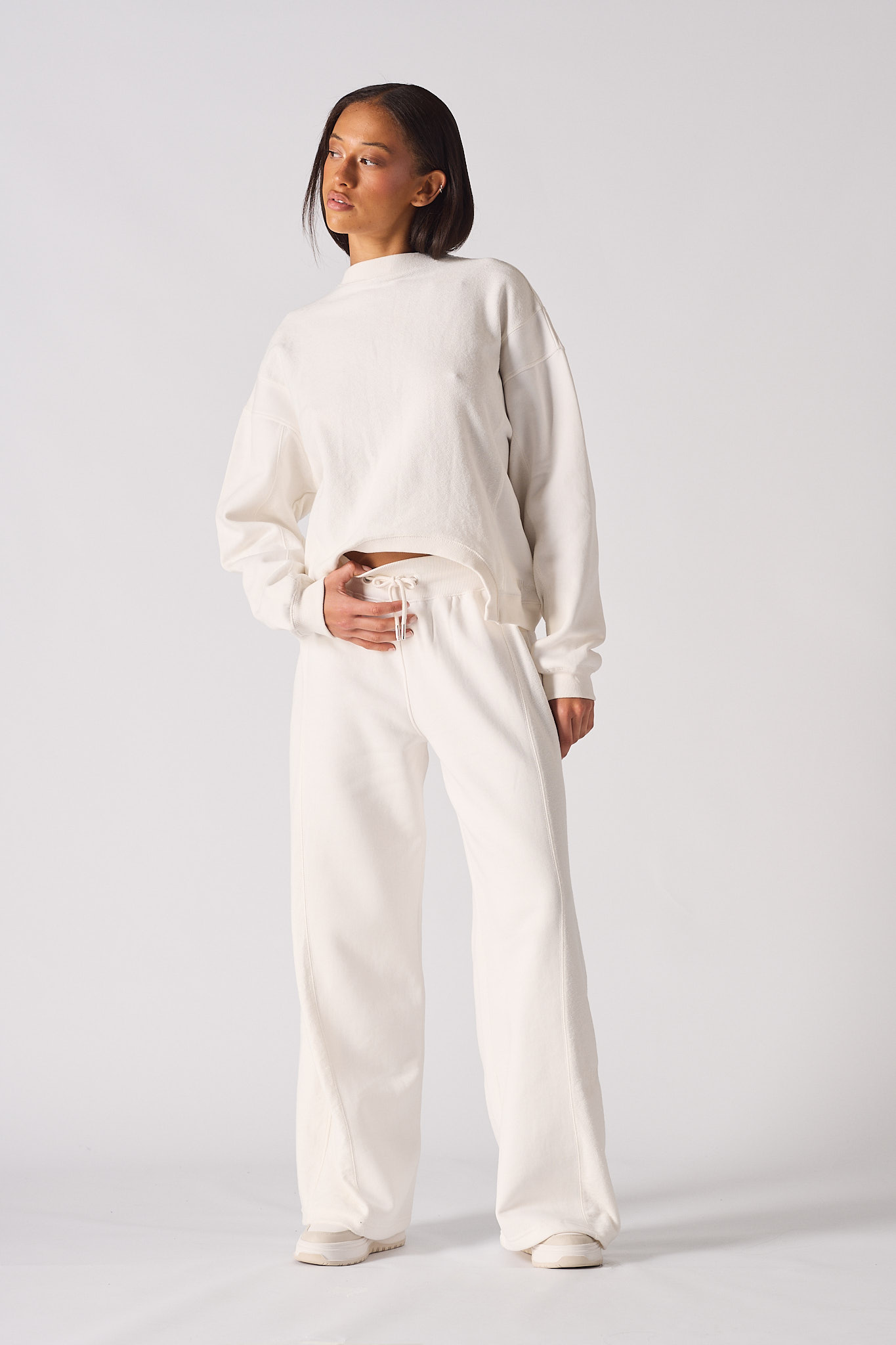 CREW NECK JUMPER  - WHITE