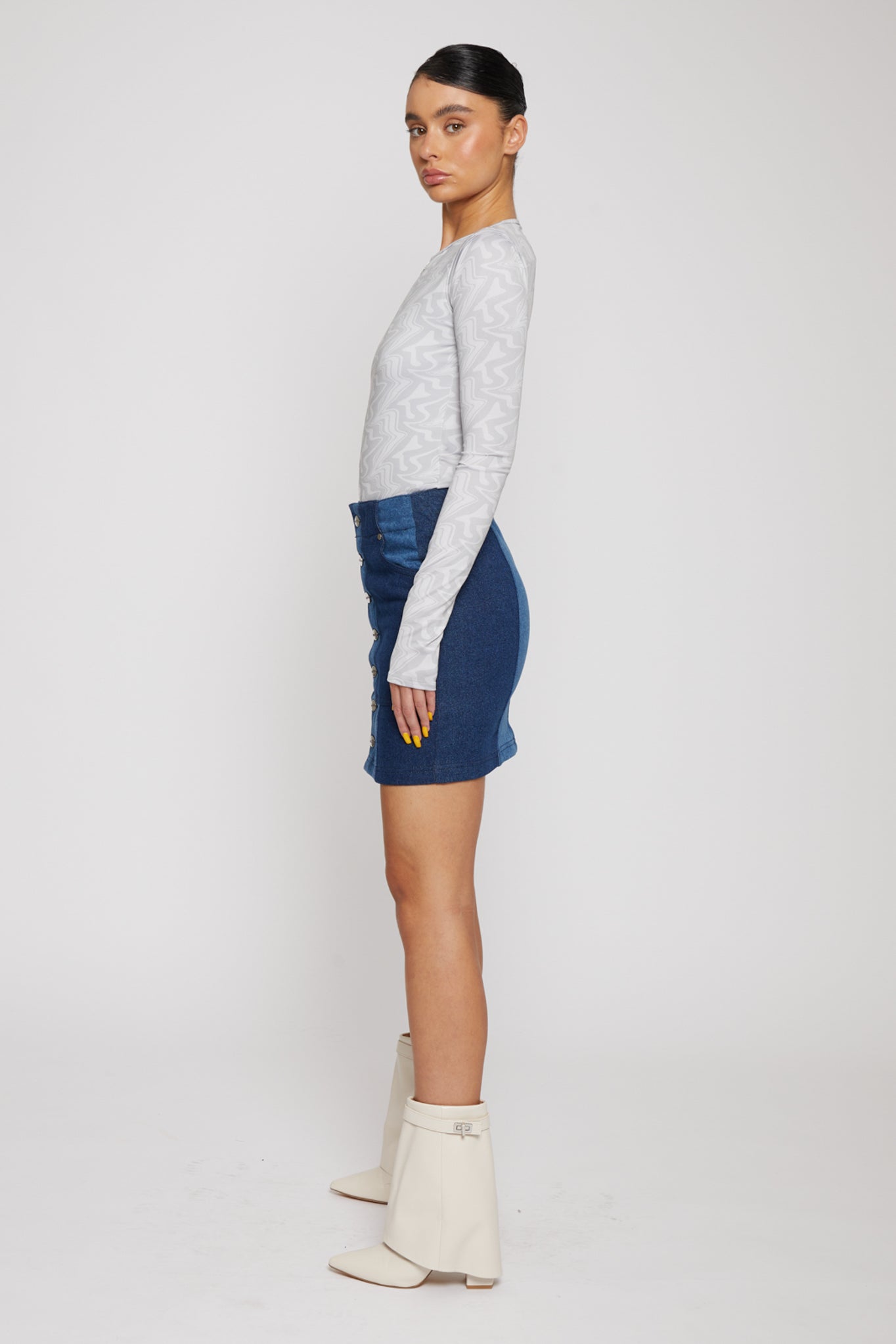 PRINTED CUT OUT BODYSUIT - LIGHT GREY