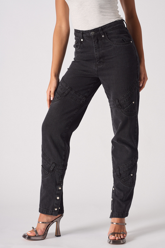 HIGH WAISTED STRAIGHT LEG JEANS - BLACK