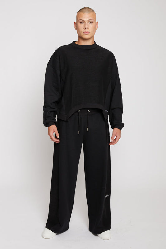 CREW NECK JUMPER - BLACK