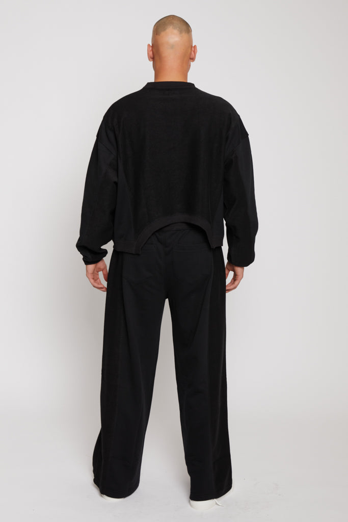 CREW NECK JUMPER - BLACK