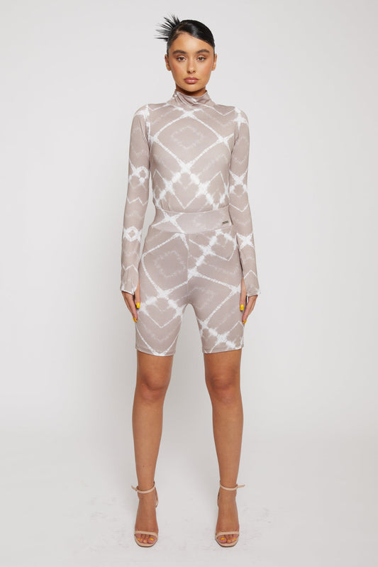 PRINTED HIGH RISE CYCLING SHORTS - TAUPE