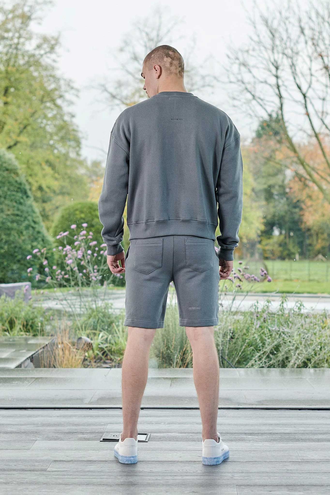 CREW NECK JUMPER - GREY