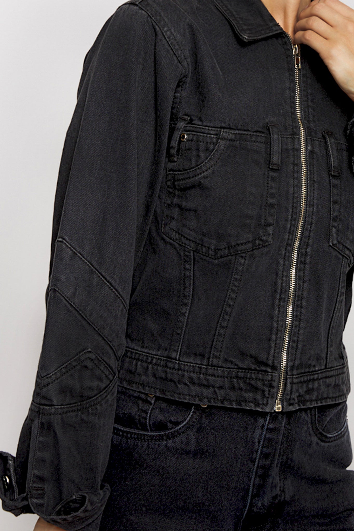 REGULAR DENIM JACKET - BLACK
