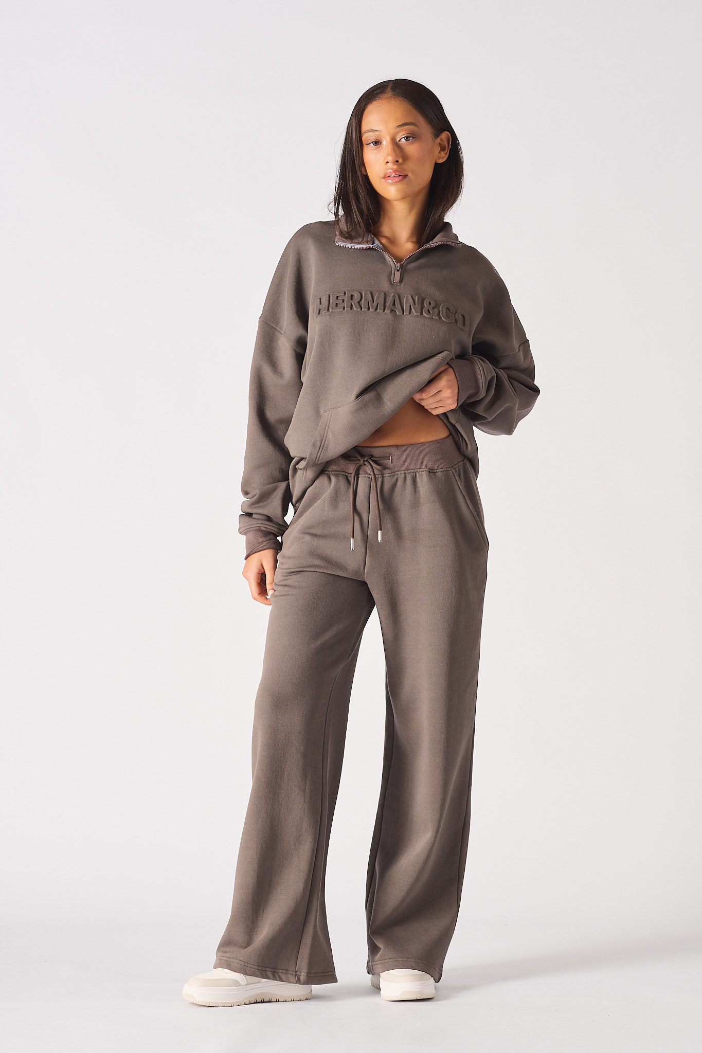 Wide Leg Jogger – Brown