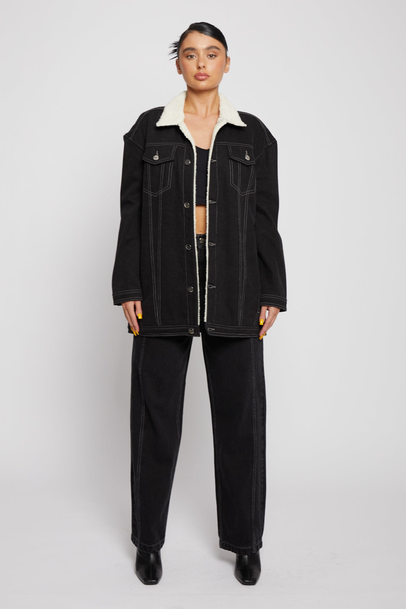 SHERPA OVERSIZED DENIM JACKET - BLACK
