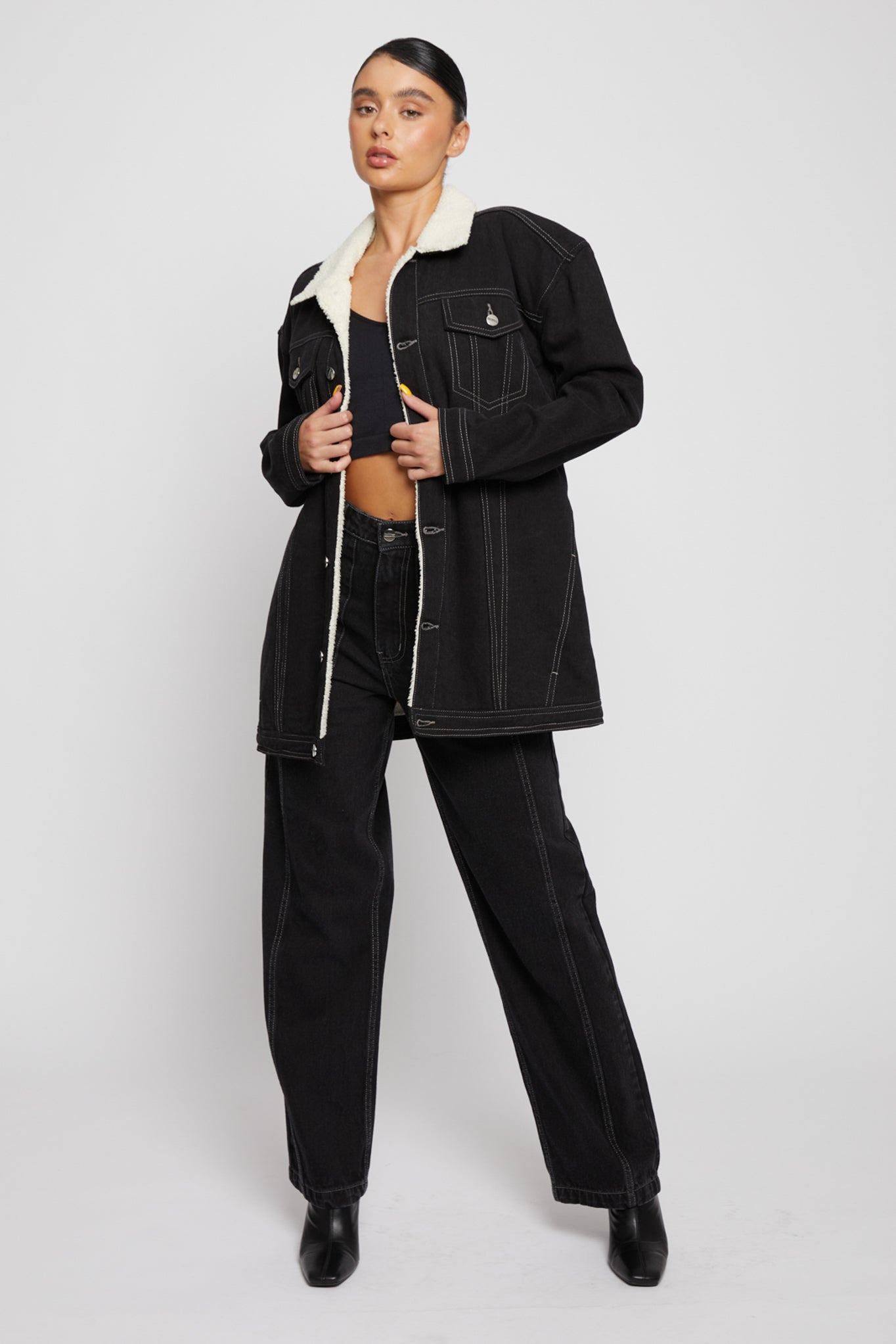 SHERPA OVERSIZED DENIM JACKET - BLACK