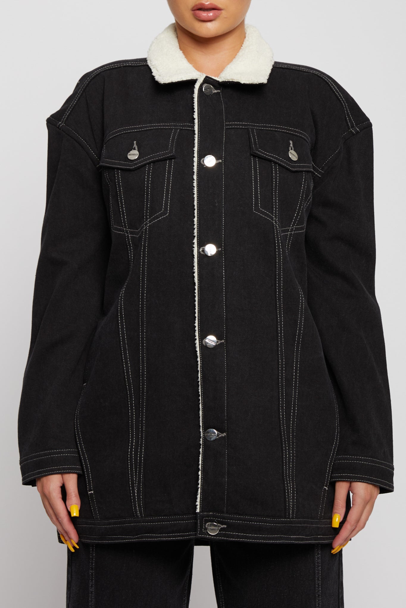 SHERPA OVERSIZED DENIM JACKET - BLACK