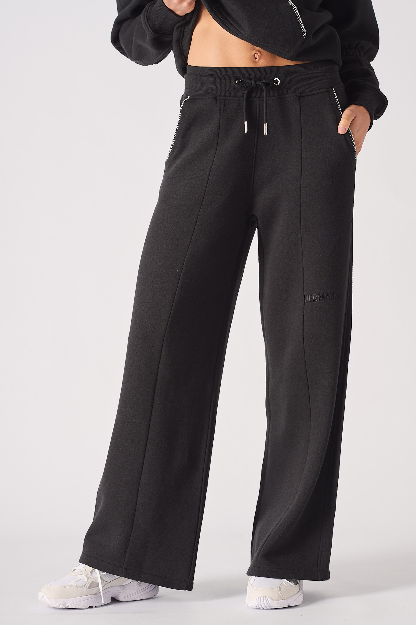WIDE LEG JOGGERS - BLACK