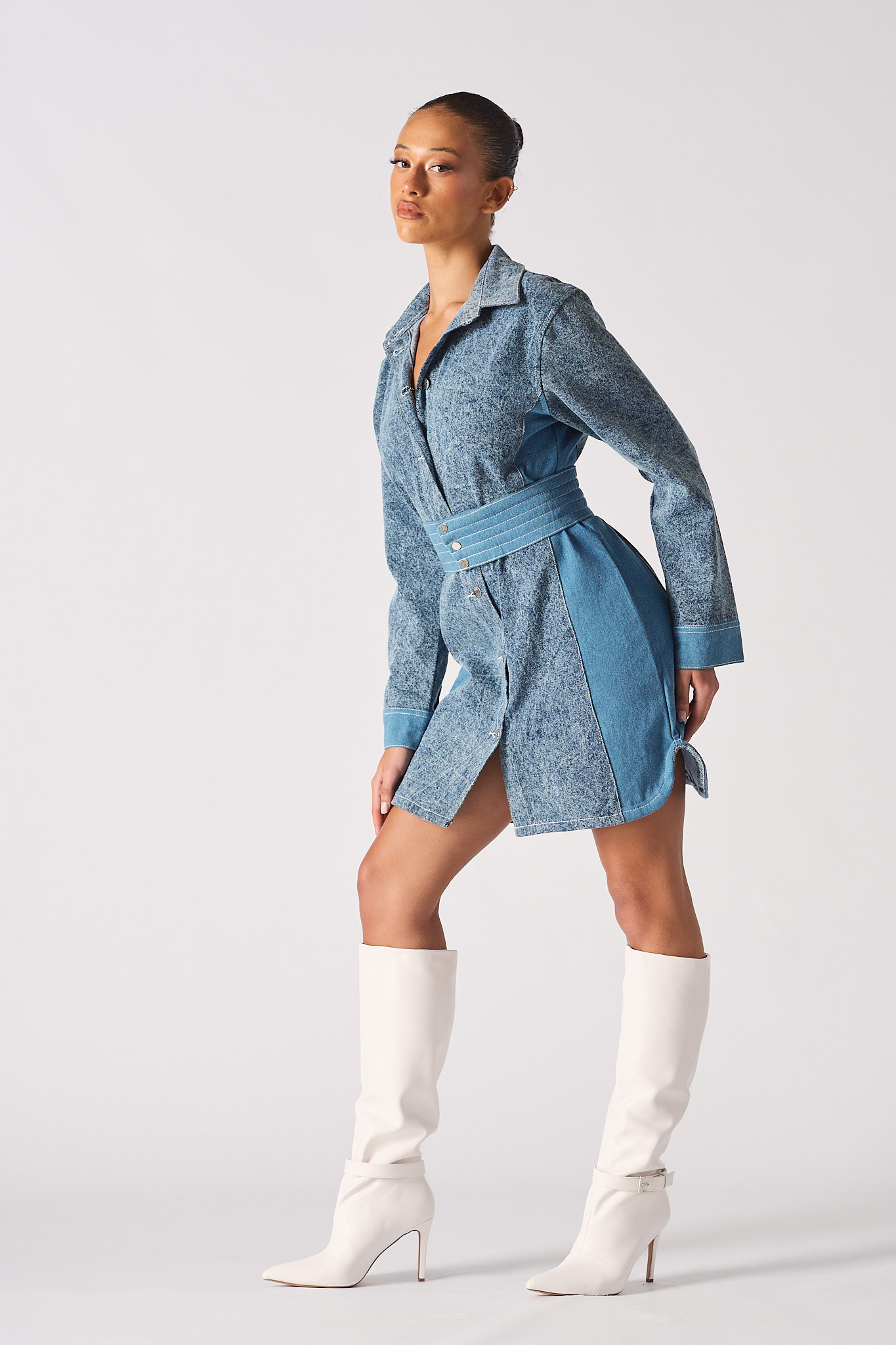 DENIM BELTED DRESS - BLUE WASH